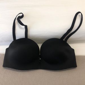 Victoria’s Secret Very Sexy
Bombshell Add-2-Cups Push Up Strapless Bra
